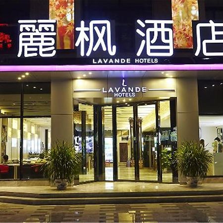 Lavande Hotel Baogang Avenue Guangbai Xinyi Branch Cantón Exterior foto