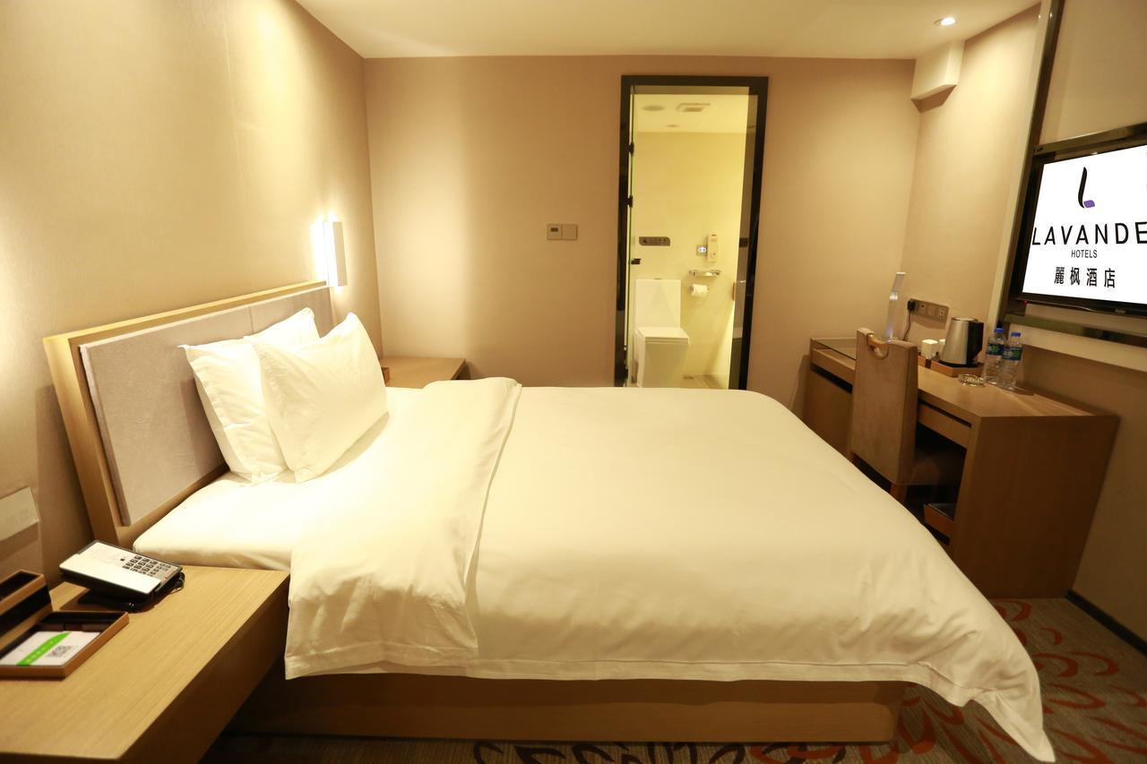 Lavande Hotel Baogang Avenue Guangbai Xinyi Branch Cantón Exterior foto