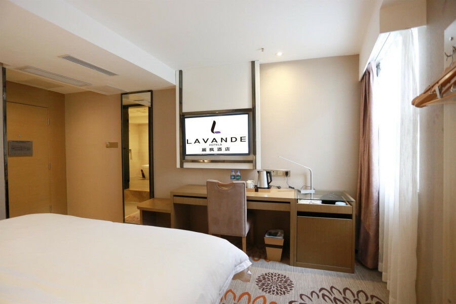 Lavande Hotel Baogang Avenue Guangbai Xinyi Branch Cantón Exterior foto