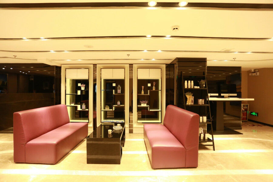 Lavande Hotel Baogang Avenue Guangbai Xinyi Branch Cantón Exterior foto