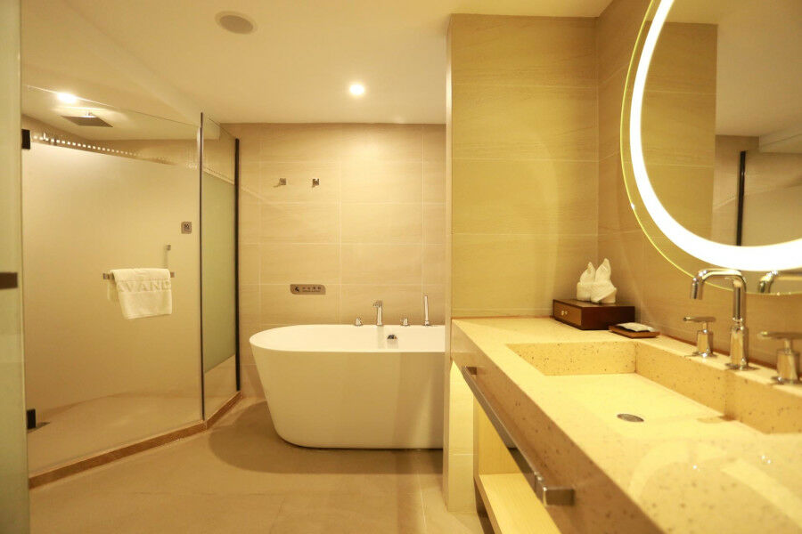 Lavande Hotel Baogang Avenue Guangbai Xinyi Branch Cantón Exterior foto