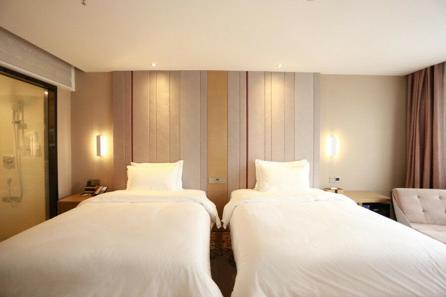 Lavande Hotel Baogang Avenue Guangbai Xinyi Branch Cantón Exterior foto